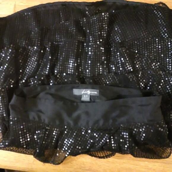 Twenty One Black Layer Tier Sequins skirt size S/P - Picture 2 of 7